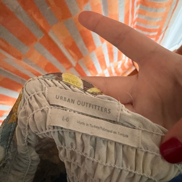 Urban Outfitters Margo Smocked Cami - Picture 5 of 5